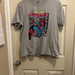 Marvel The Amazing Spider-Man Gray T-Shirt- size XL